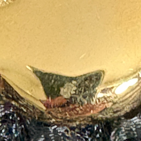 Vintage Gold Tone Apple Brooch Pin - Classic & Sweet - Picture 8 of 9